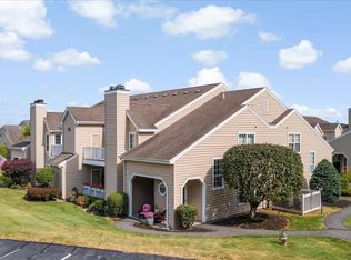 1512 Hampton Place Blvd, Troy, NY 12180