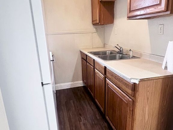 3rd image of 3600-08 Hereford St #6dcc233fa