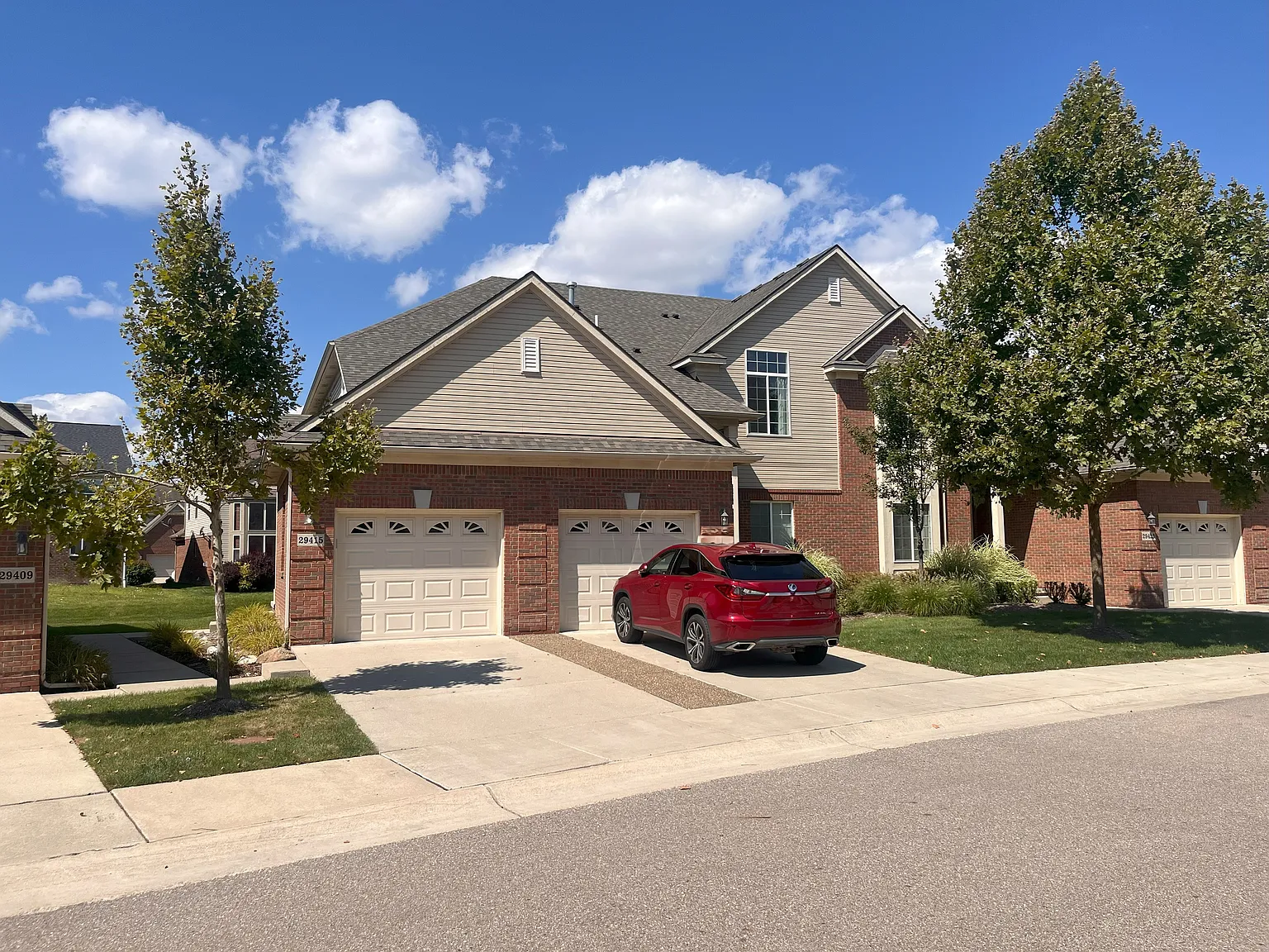 29415 Woodpark Cir photo 1