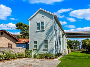 50 F St, Charleston, SC 29403