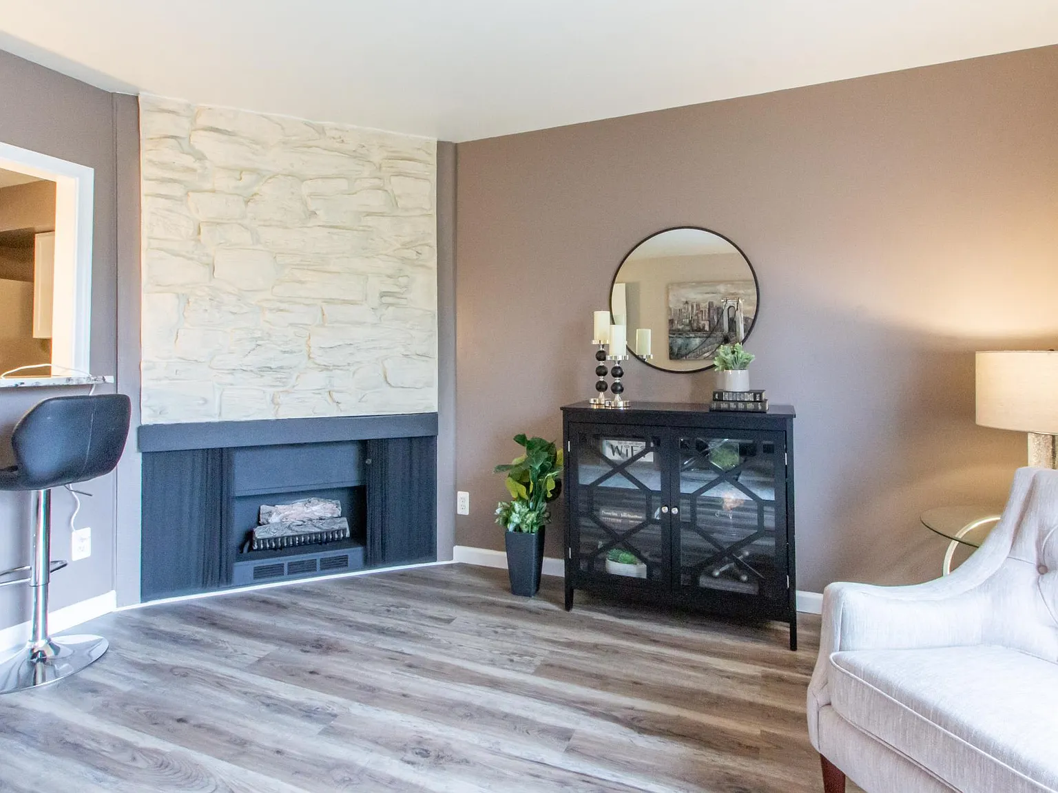 Bavarian Village on the Lake Townhomes — Photo 2