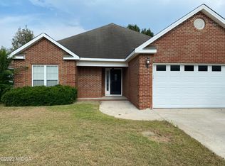 108 Cello Ln, Byron, GA 31008