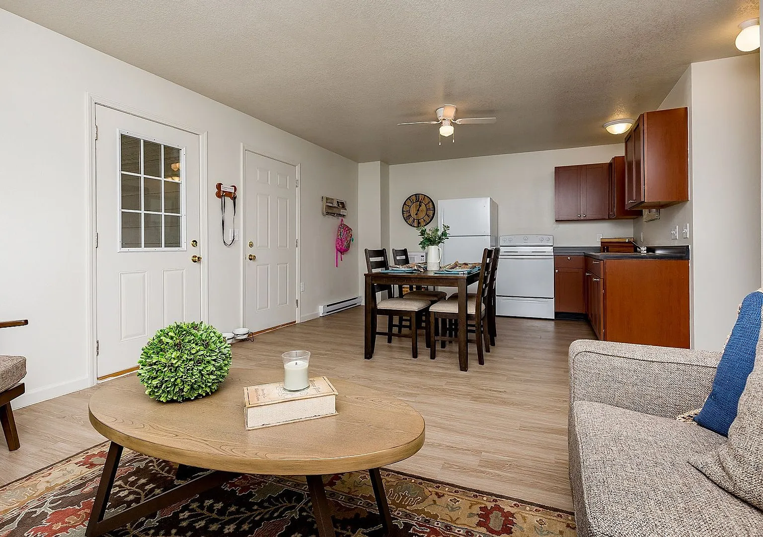 Cherry Creek Estates — Photo 2