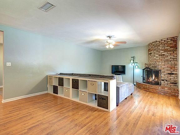 5th image of 640 Winchester Dr