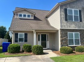 2208 Sweet Bay Dr, Greenville, NC