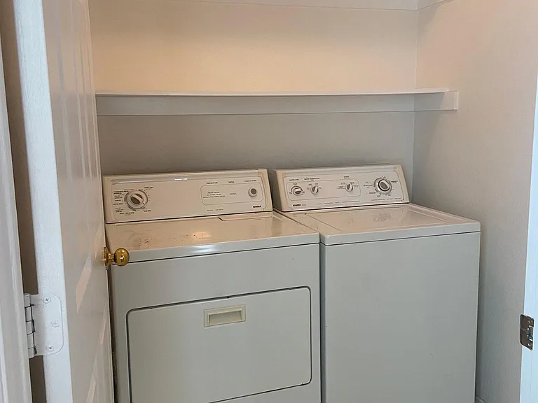 302 Crabapple Dr — Photo 18