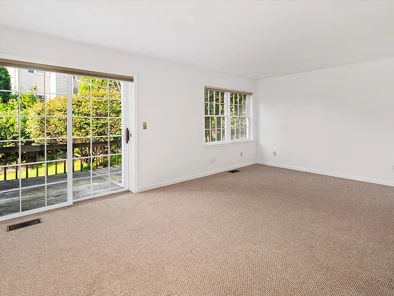 46 Winterberry Cir — Photo 7