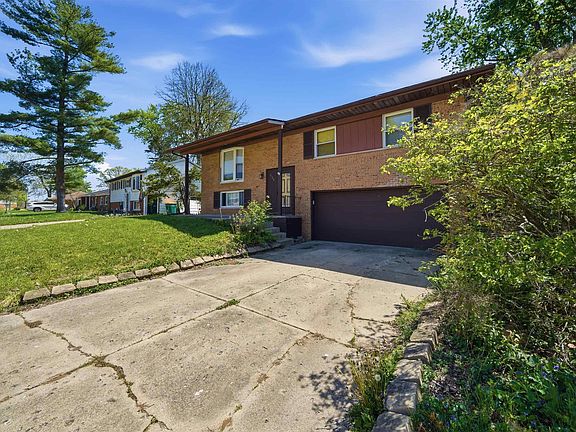 2nd image of 230 Devron Cir