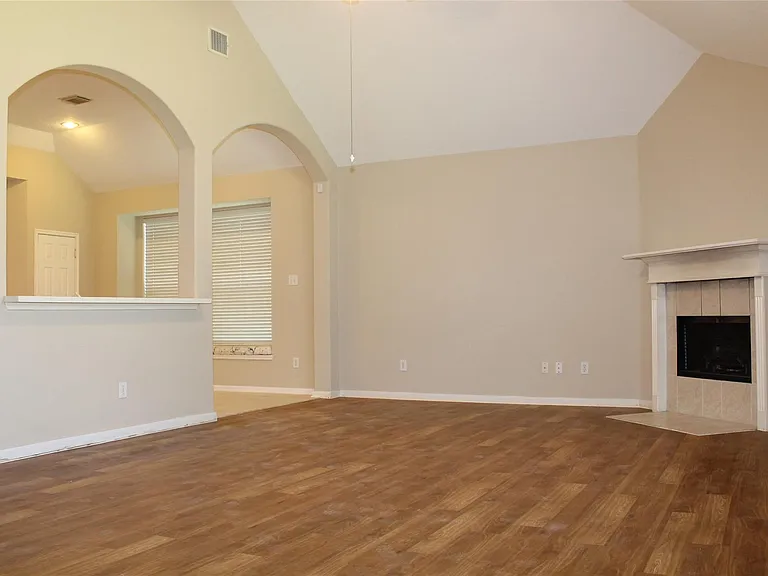 3623 Chatwood Dr — Photo 8
