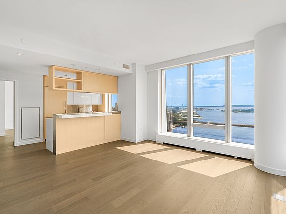 5th image of 252 South St #40A