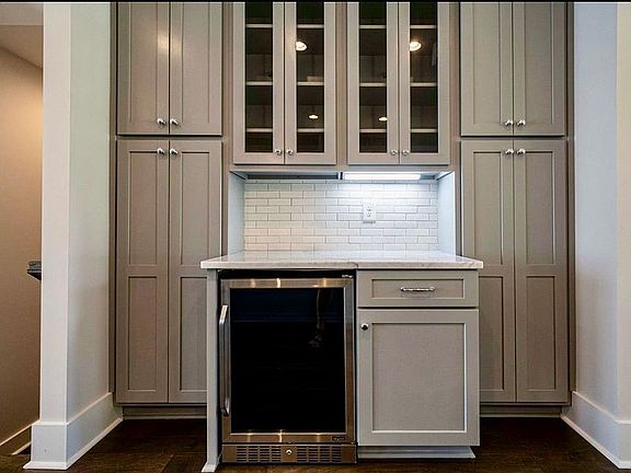 3rd image of 2106 Moores Mill Rd #106