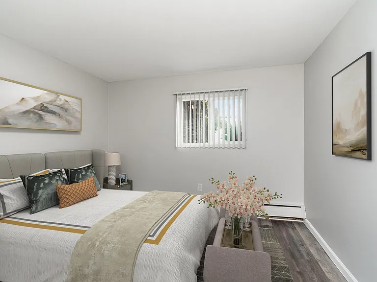 The Heights Apartments — Photo 15