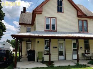 213 N Main St, Jacobus, PA 17407
