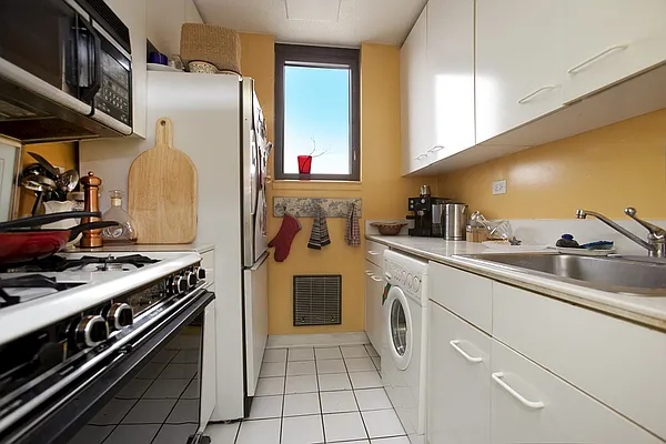 Sold by BLU Real Estate | media 24