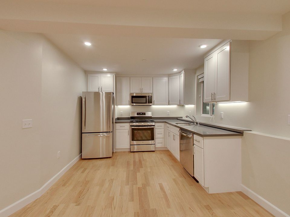 1st image of 799A Sanchez St