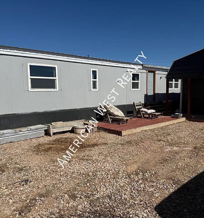8 154th Ln