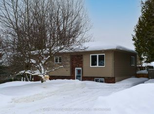 23 Brackenbury St, Grey Highlands, ON N0C1H0