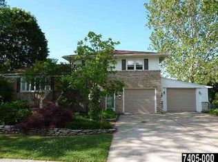 1741 Sapphire Rd, York, PA 17408