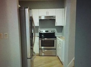 102 Fulton St #2K, Boston, MA 02109