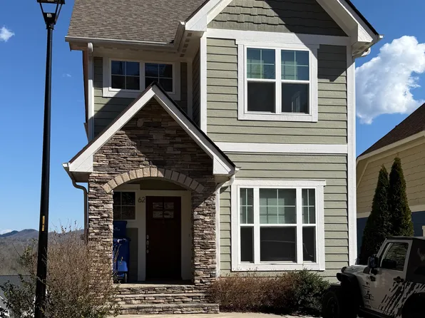 62 Tudor Way, Black Mountain, NC 28711