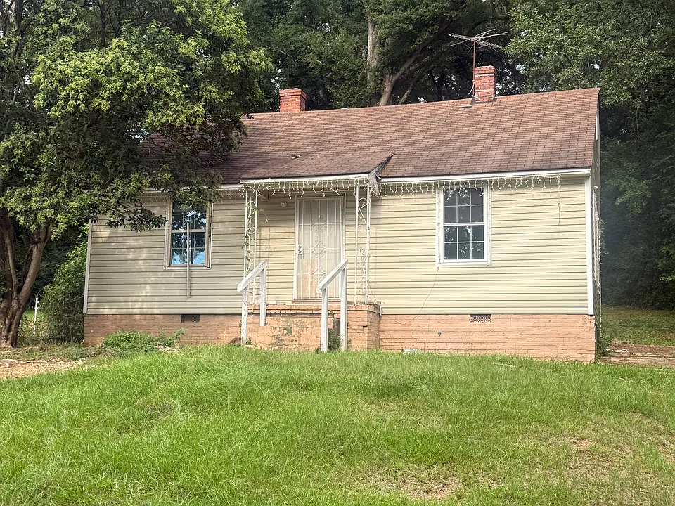 14 Lambert Dr