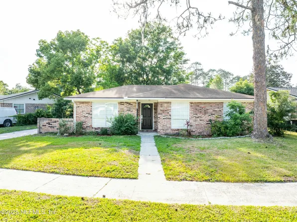 5012 LOFTY PINES Circle E, Jacksonville, FL 32210