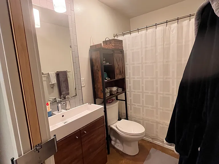 415 Oliver Hill Way #2I — Photo 8