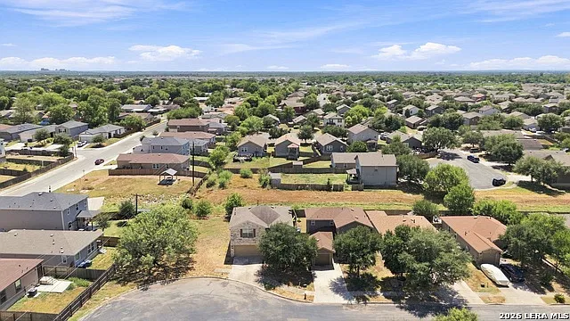 4 bed, 3.0 bath, 2251 sqft, $2,000 — Photo 4