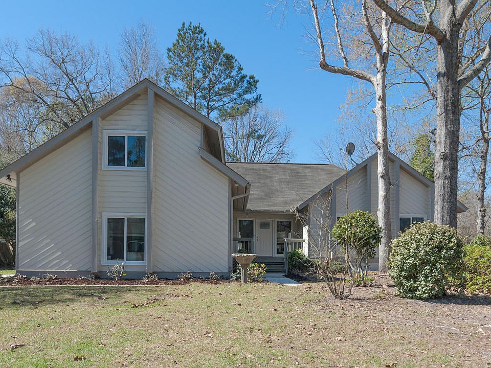 1st image of 156 Fox Chase Dr