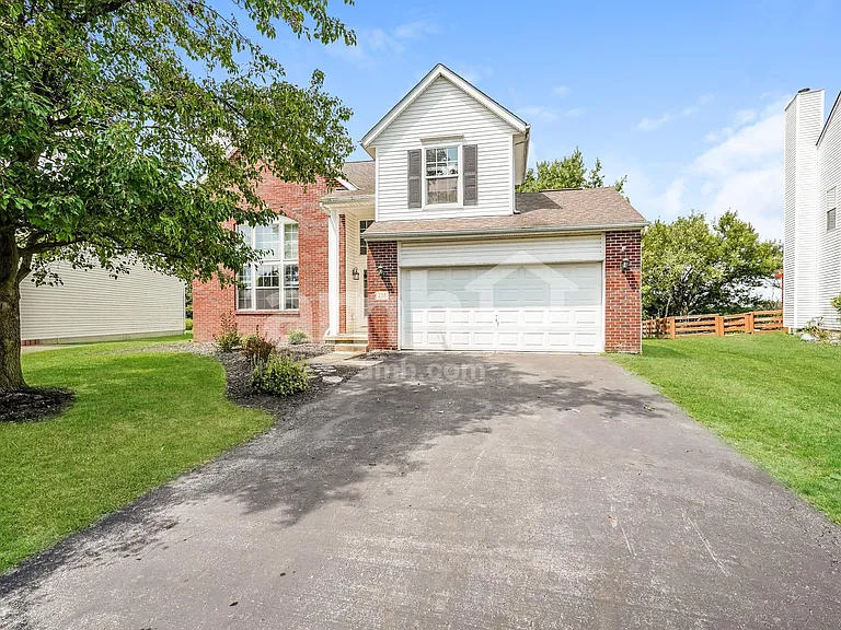 235 Kemperwood Dr — Photo 1