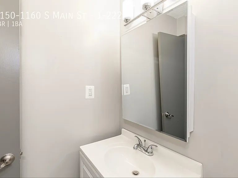 1150-1160 S Main St #1-222 — Photo 71