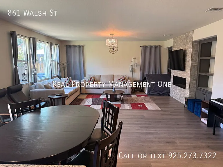 861 Walsh St — Photo 11