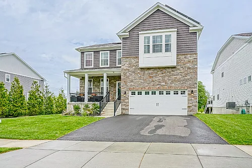 32 Westmont Dr Photo 1
