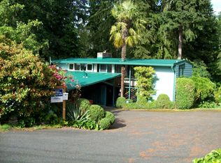 2745 Parkway Dr W, University Place, WA 98466