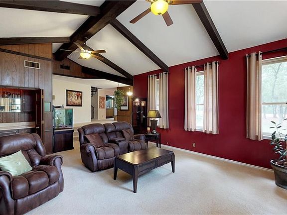 4th image of 1033 Thornridge Cir