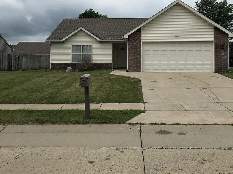 1414 Shining Armor Ln — Photo 2