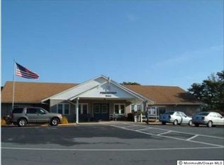 129B Rosewood Dr, Whiting, NJ