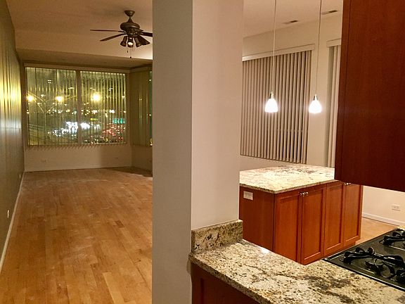 2nd image of 1001 N Milwaukee Ave Ste 3