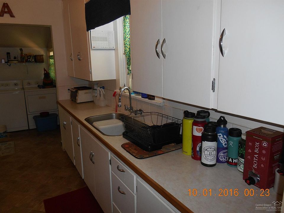 2nd image of 61495 Brosterhous Rd