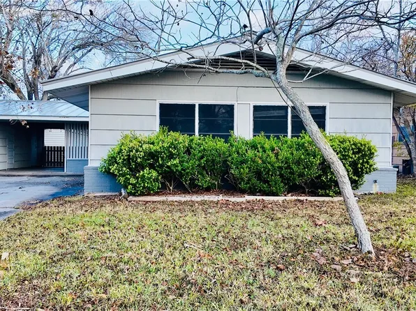 808 Fern Ln, Victoria, TX 77904