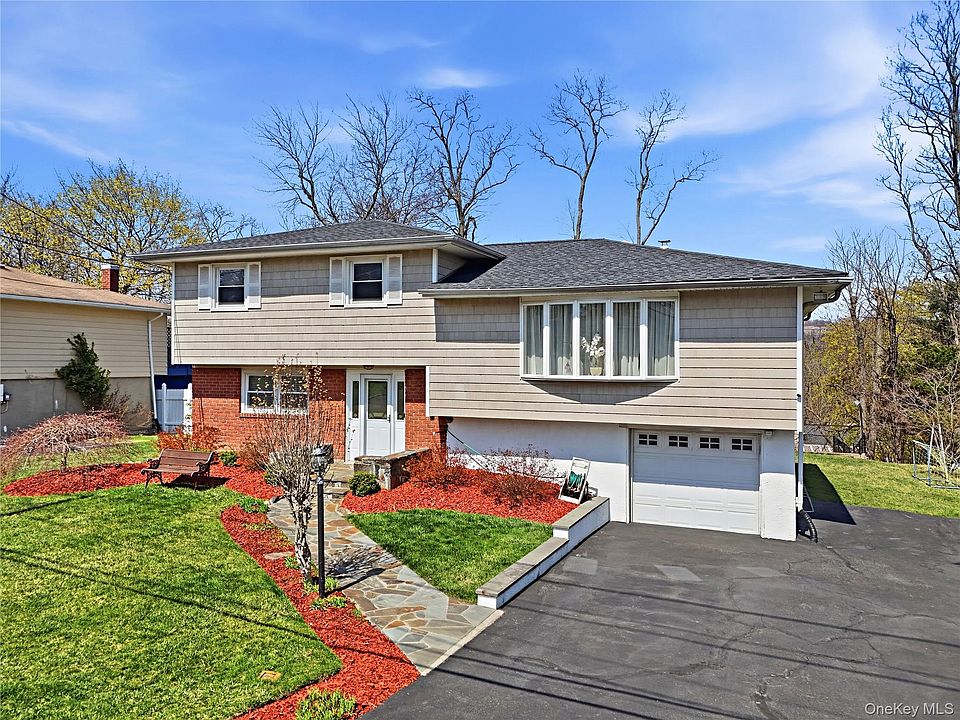 1st image of 10 Valleyview Road