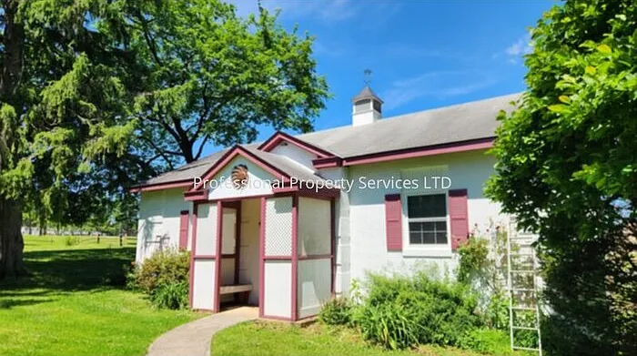 8 Glade Ct — Photo 1