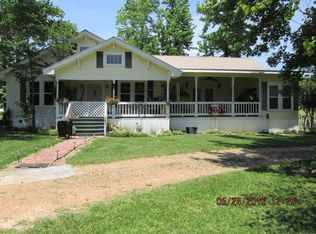 572 Red Oak Rd, Pelahatchie, MS 39145