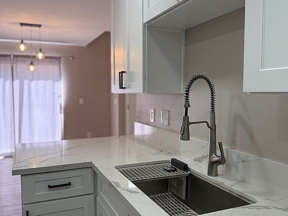 2nd image of 502 Escoto Pl
