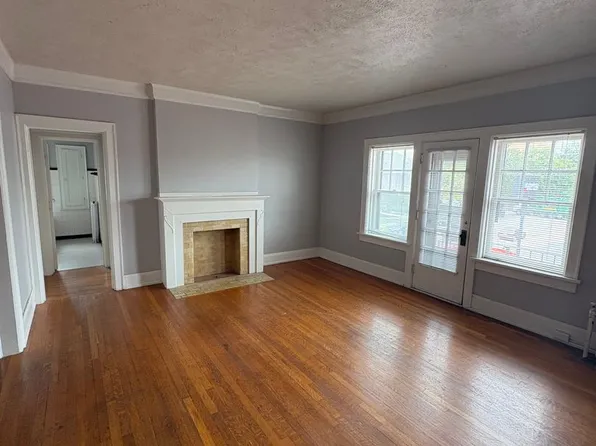 Colbert Apartments (3871 Farnam St.), 3871 Farnam St APT 4, Omaha, NE 68131