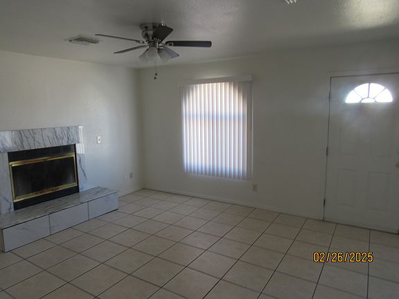 4th image of 1724 Florence Ave
