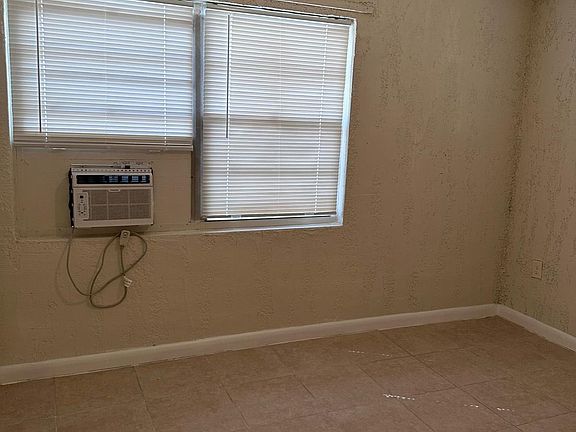 2nd image of 508 Booker St #510