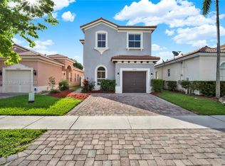 1081 NE 40th Rd, Homestead, FL 33033