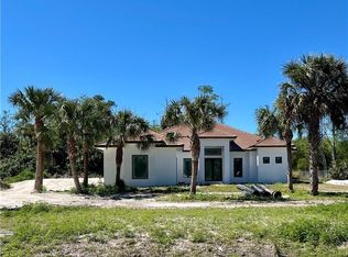 563 15th St NW, Naples, FL 34120