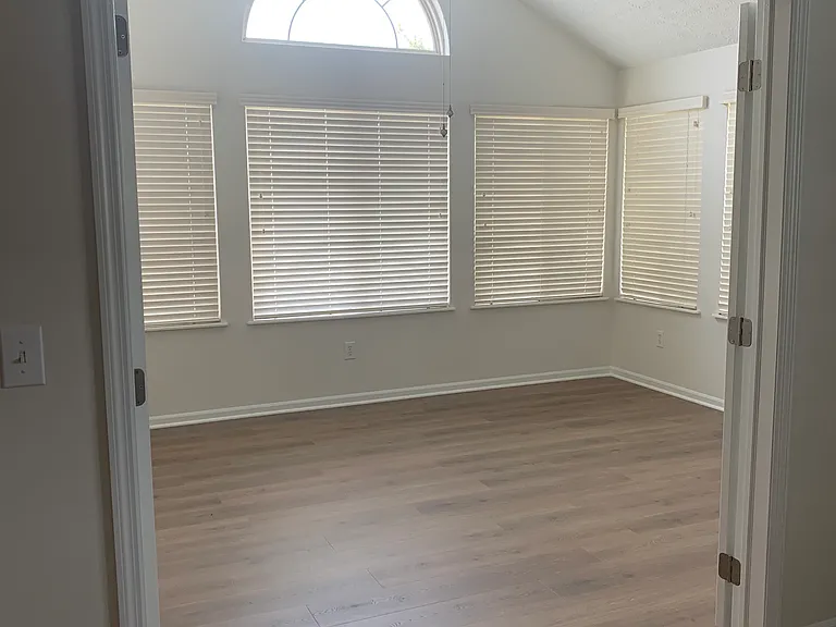 7443 Red Maple Pl — Photo 8